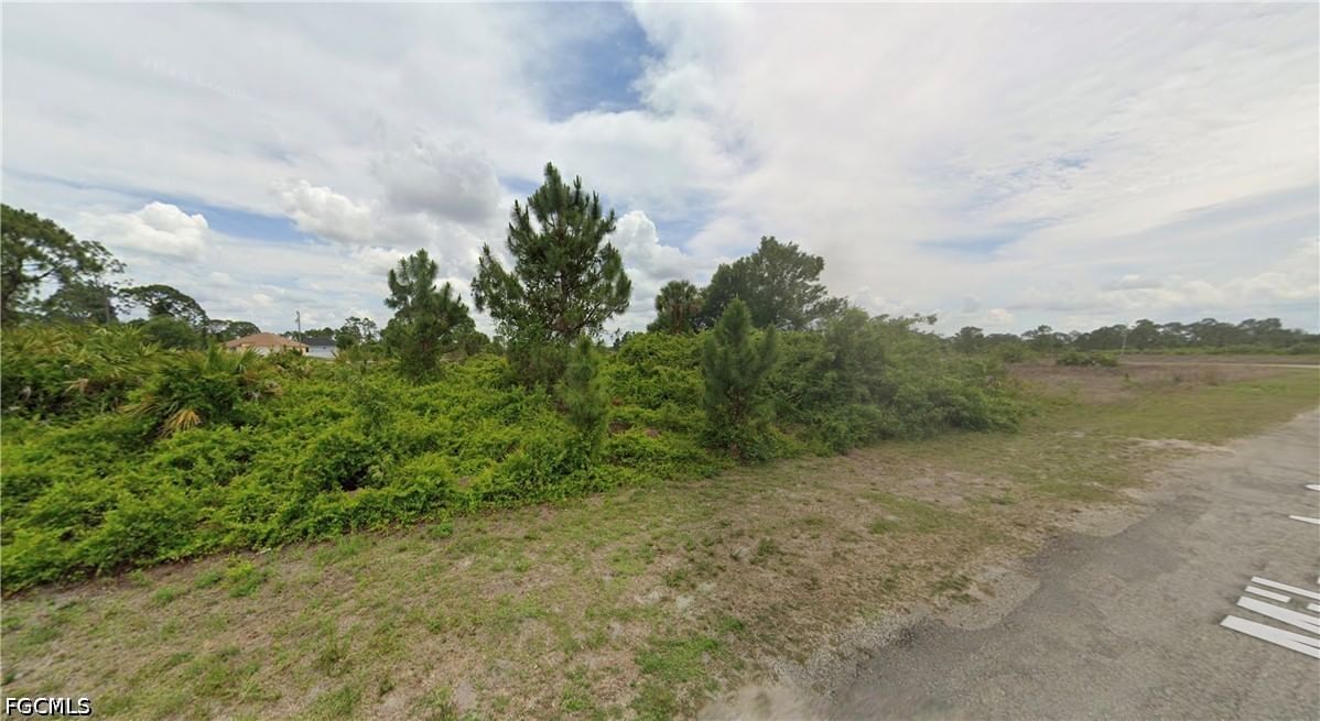 765 Milano Avenue S, Lehigh Acres, FL 33974 photo 2