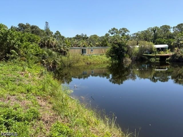 7604 Pierre Circle, North Fort Myers, FL 33917 photo 2