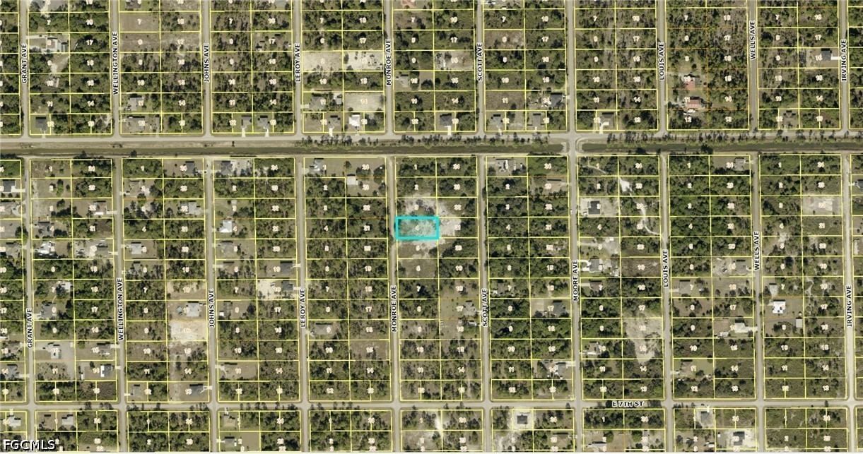 716 Monroe Avenue, Lehigh Acres, FL 33972 photo 4