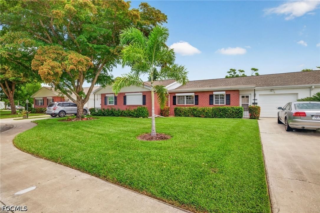 6913 Birdie Way, Fort Myers, FL 33919 photo 2
