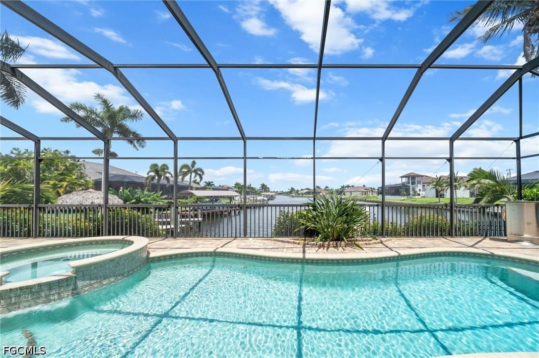 4007 Surfside Boulevard, Cape Coral, FL 33914 photo 4