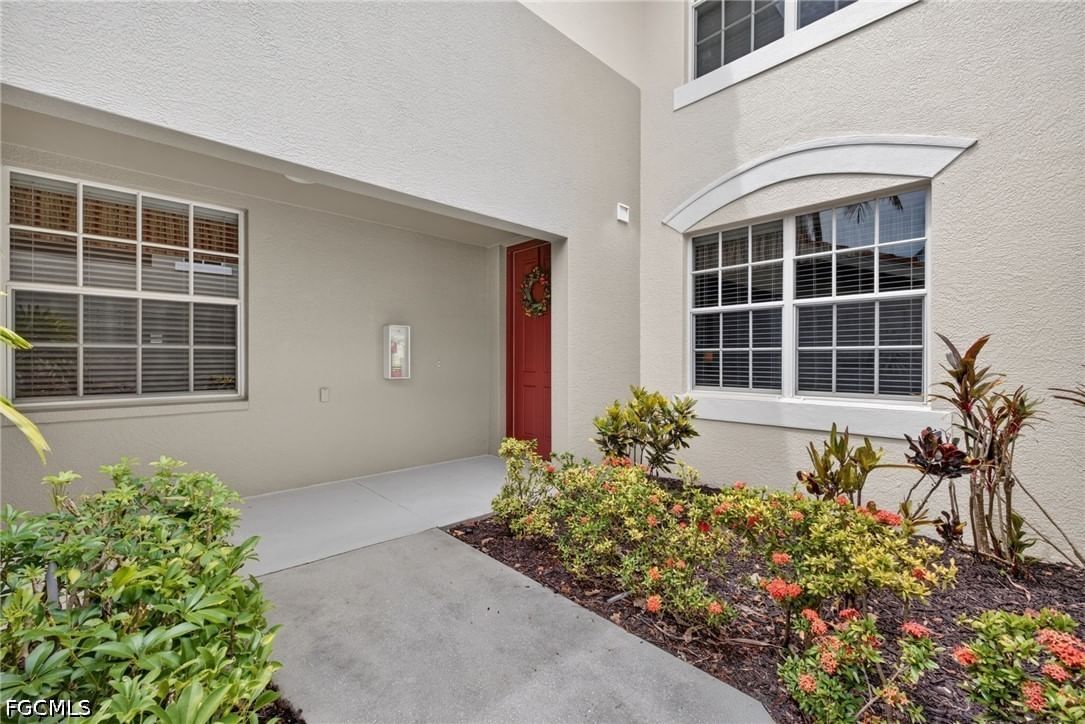 1672 Tarpon Bay Drive S #102, Naples, FL 34119 photo 3