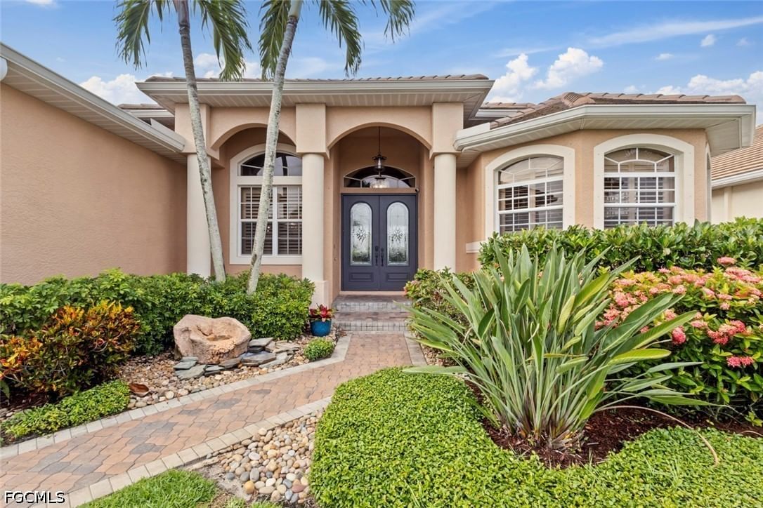 8348 Southwind Bay Circle, Fort Myers, FL 33908 photo 3
