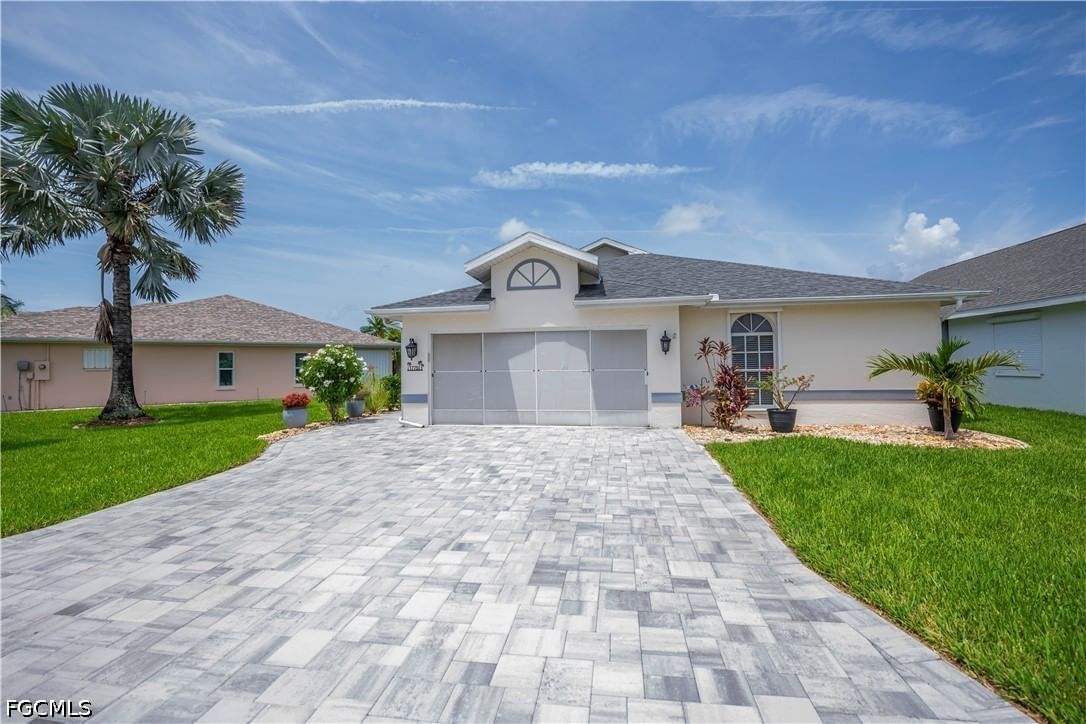 17751 Pineapple Palm Court, North Fort Myers, FL 33917 photo 2