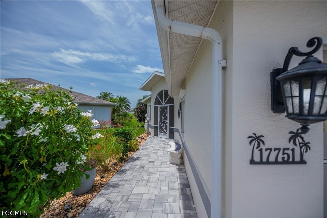 17751 Pineapple Palm Court, North Fort Myers, FL 33917 photo 4