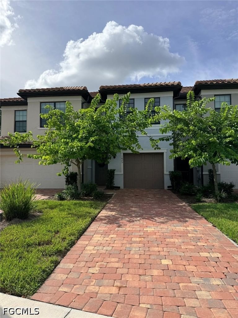 1425 Weeping Willow Court, Cape Coral, FL 33909 photo 2