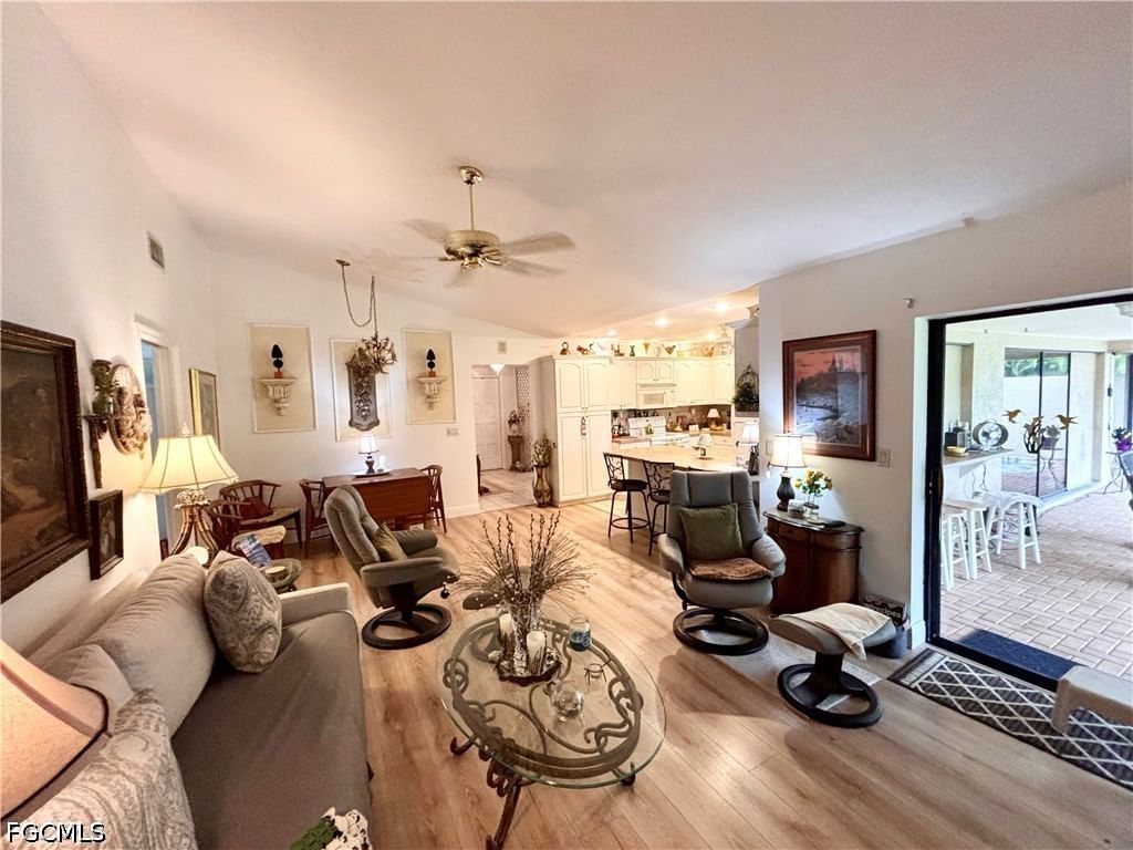 810 El Dorado Parkway W, Cape Coral, FL 33914 photo 3