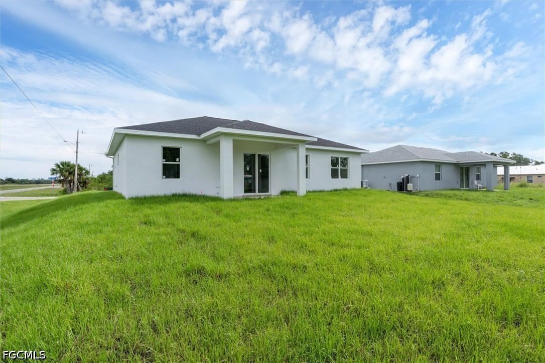 2503 Tena Avenue N, Lehigh Acres, FL 33971 photo 3
