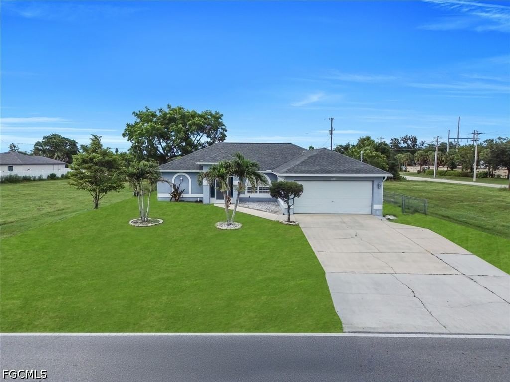 2321 Kismet Parkway E, Cape Coral, FL 33909 photo 2