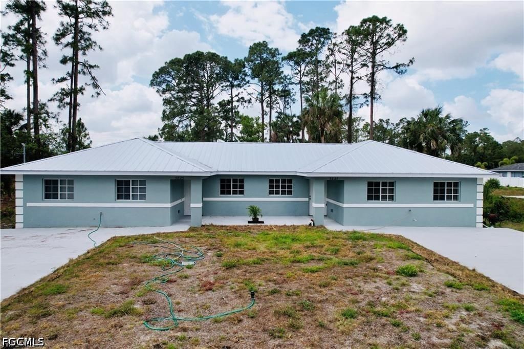 3825/3827 Hollycrest Street, Fort Myers, FL 33905 photo 3