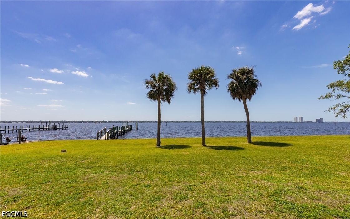 1808 Stevenson Road, North Fort Myers, FL 33917 photo 4