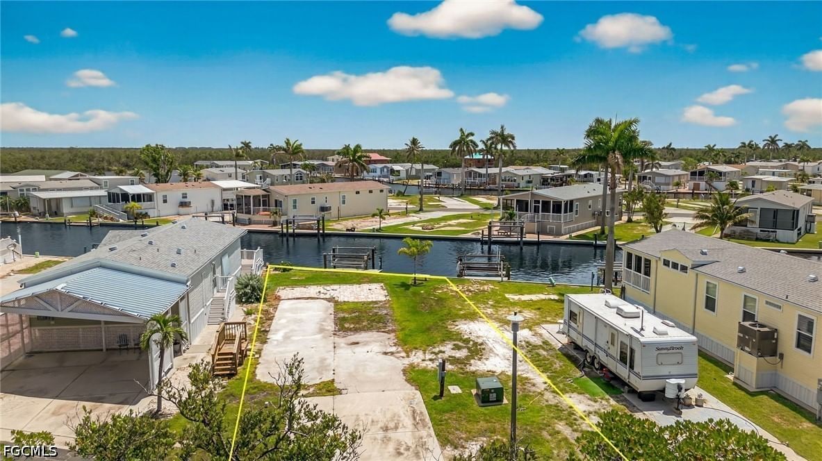 8 Galleon Way, Fort Myers Beach, FL 33931 photo 2