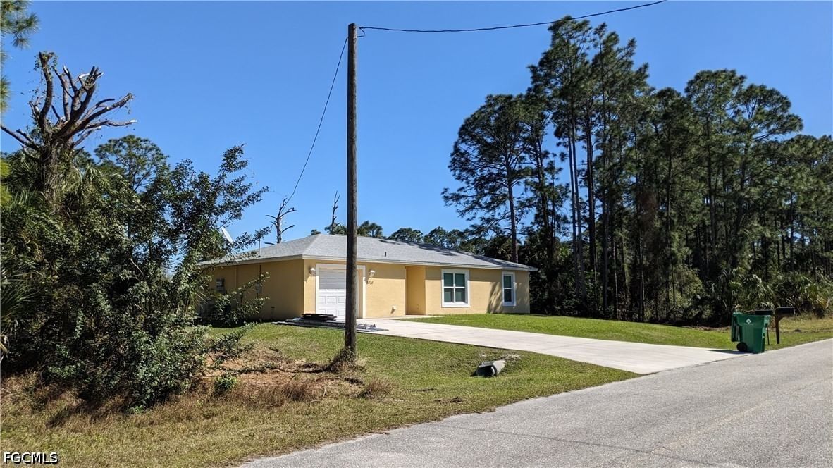 8026 Rolling Circle, Labelle, FL 33935 photo 3