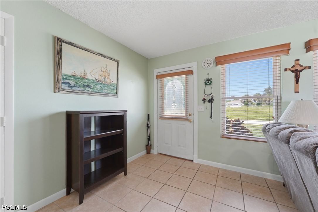 2303 NE 23rd Avenue, Cape Coral, FL 33909 photo 2