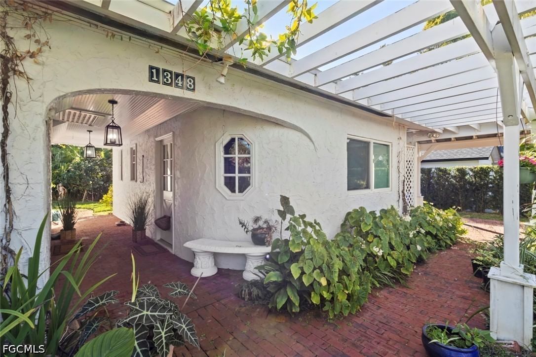 1348 Alcazar Avenue, Fort Myers, FL 33901 photo 3