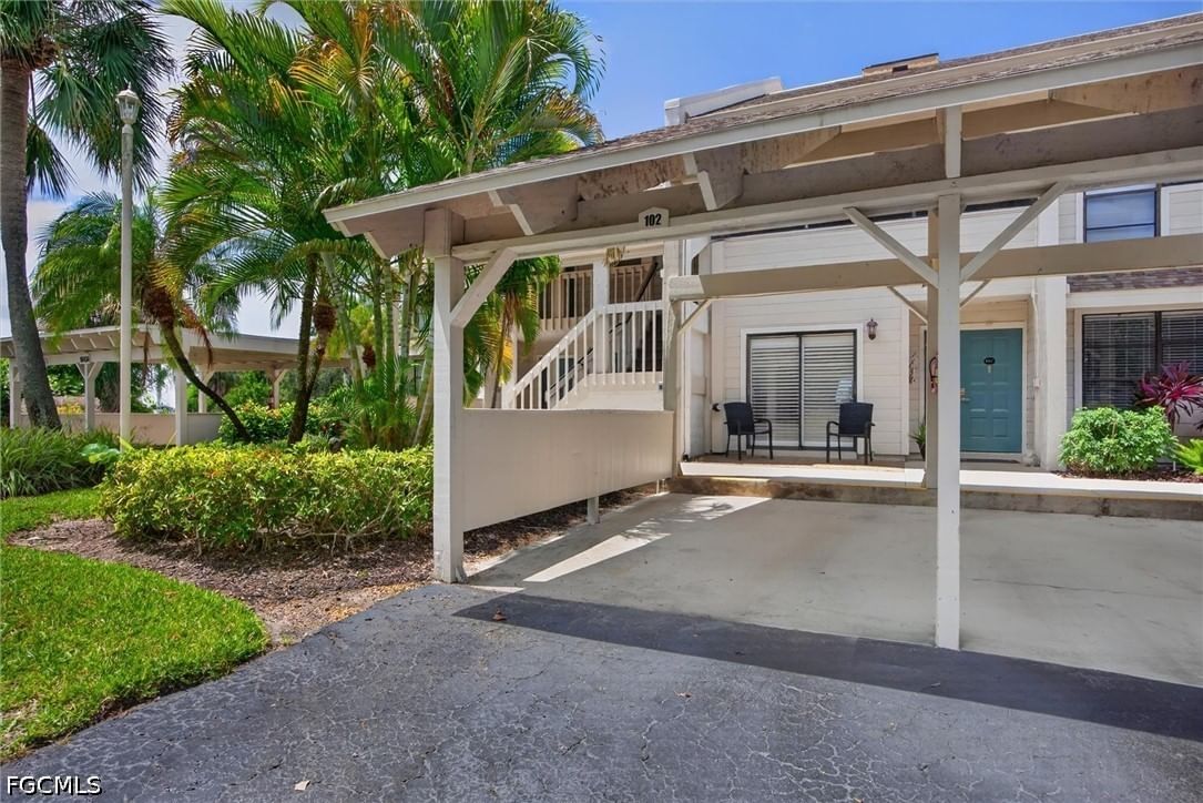 16424 Timberlakes Drive #102, Fort Myers, FL 33908 photo 2