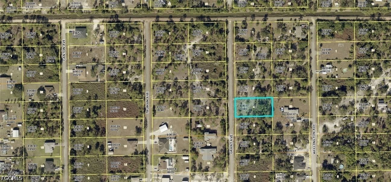 316 Grant Avenue, Lehigh Acres, FL 33936 photo 3