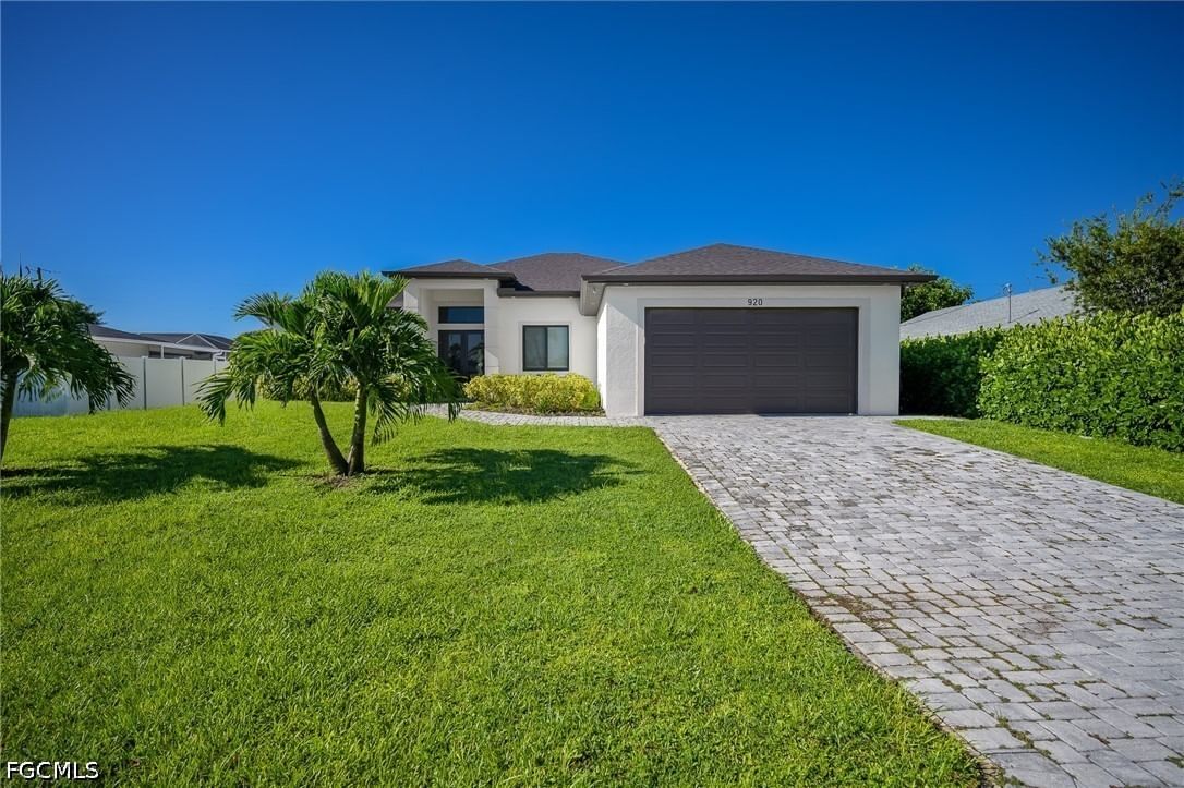 920 SE 15th Terrace, Cape Coral, FL 33990 photo 5