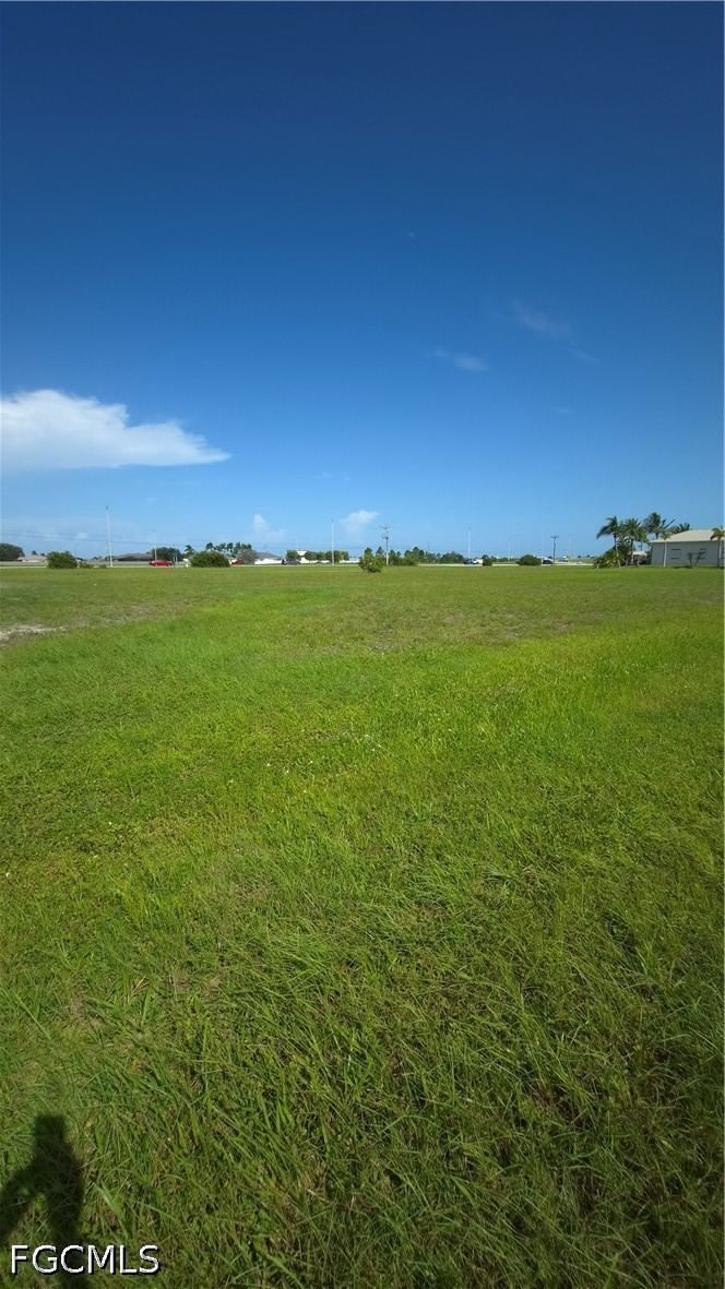 109 NW 32nd Place, Cape Coral, FL 33993 photo 3