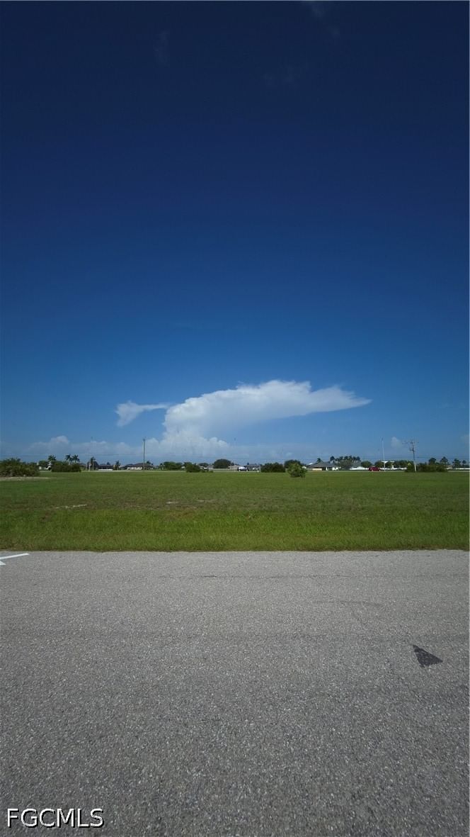 109 NW 32nd Place, Cape Coral, FL 33993 photo 5