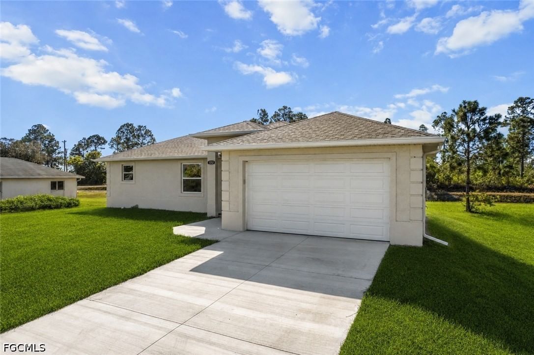 1252 Edna Street E, Lehigh Acres, FL 33974 photo 2