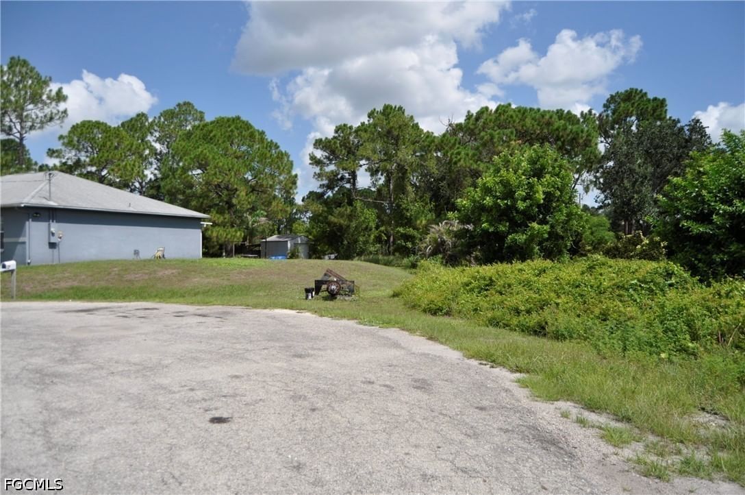 1109 Bard Court, Fort Myers, FL 33913 photo 5