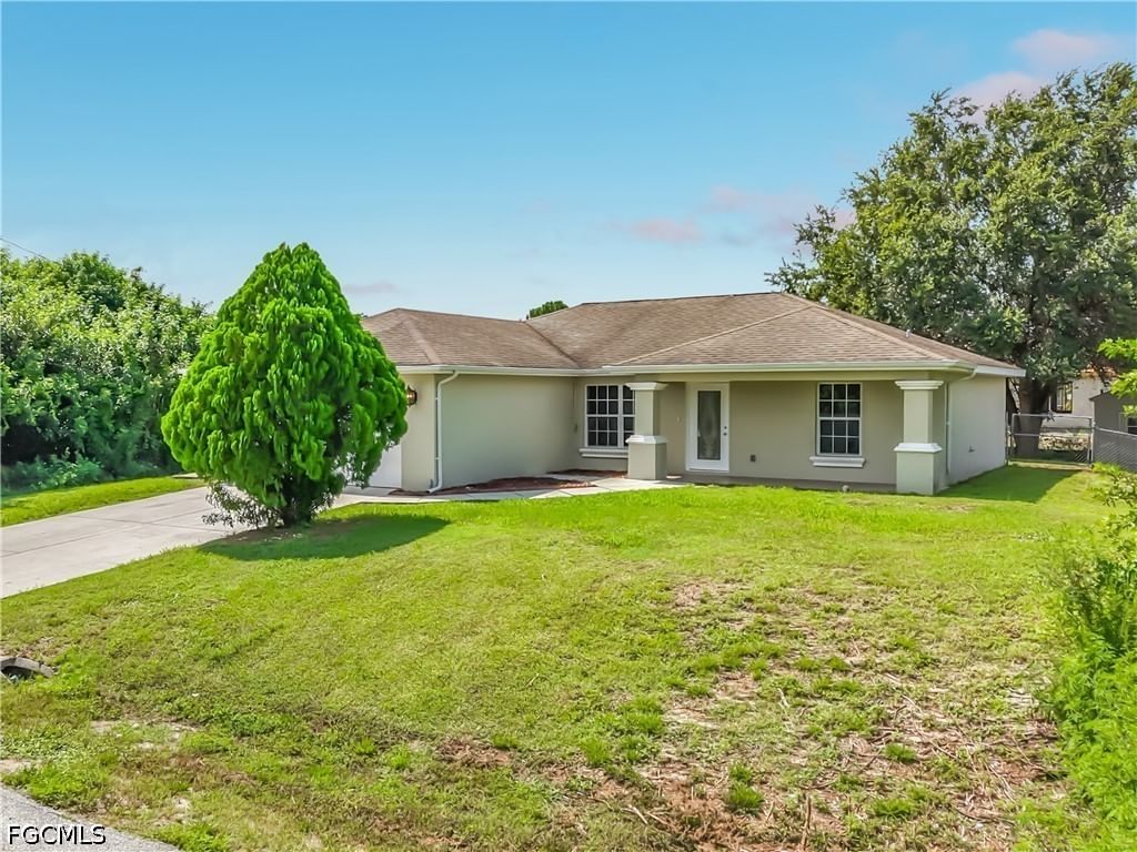 3027 38th Street SW, Lehigh Acres, FL 33976 photo 5
