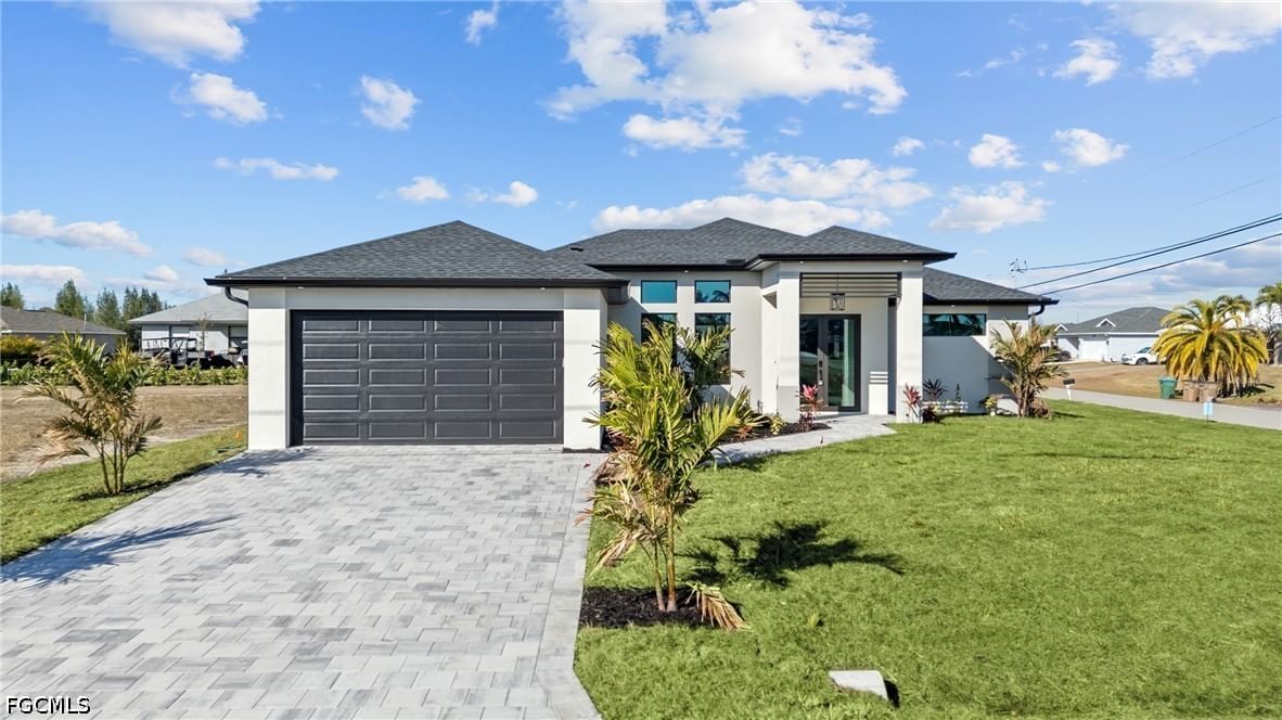 1430 NE 6th Place, Cape Coral, FL 33909 photo 2