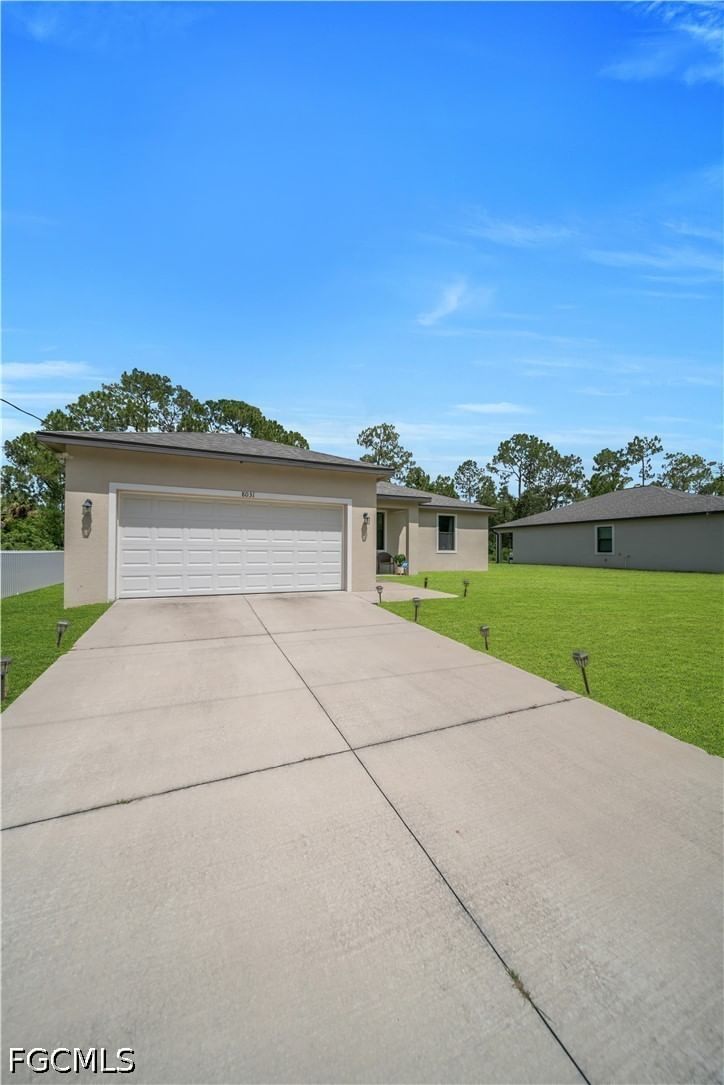 8031 Sandy Circle, Labelle, FL 33935 photo 3