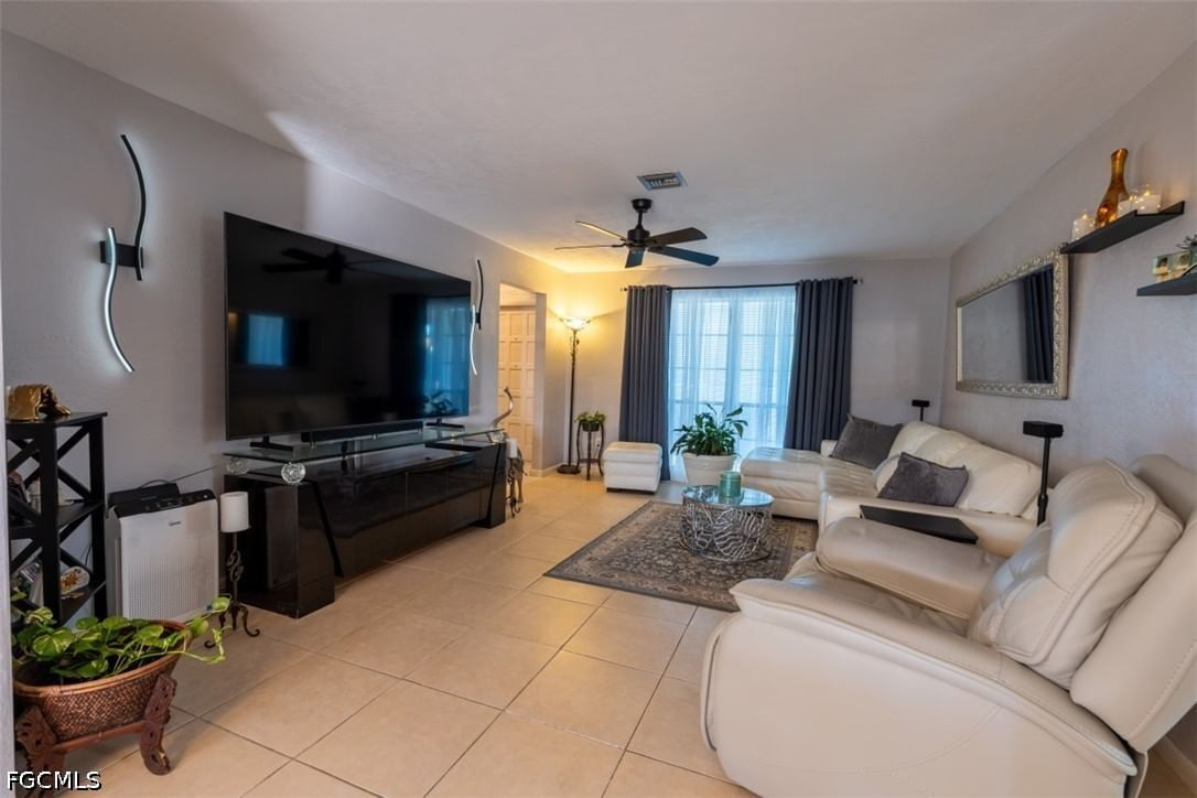 3616 SE 8th Avenue, Cape Coral, FL 33904 photo 3