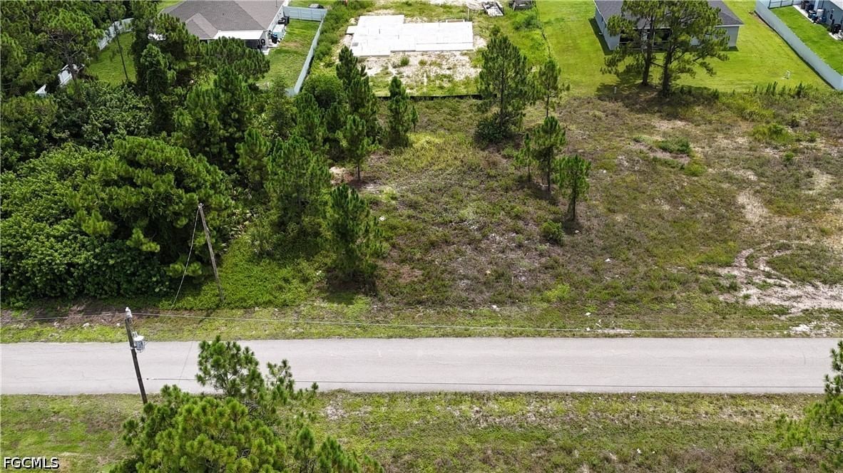 1404 Venice Avenue N, Lehigh Acres, FL 33971 photo 4