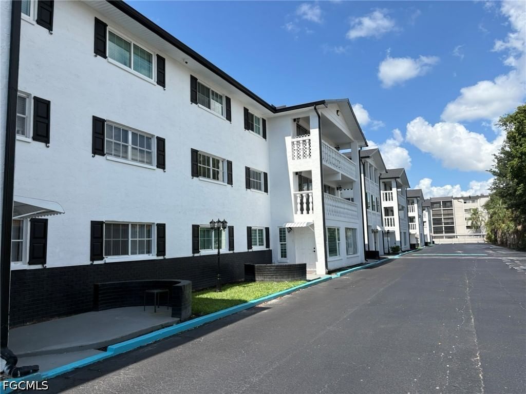 3704 Broadway #214, Fort Myers, FL 33901 photo 2