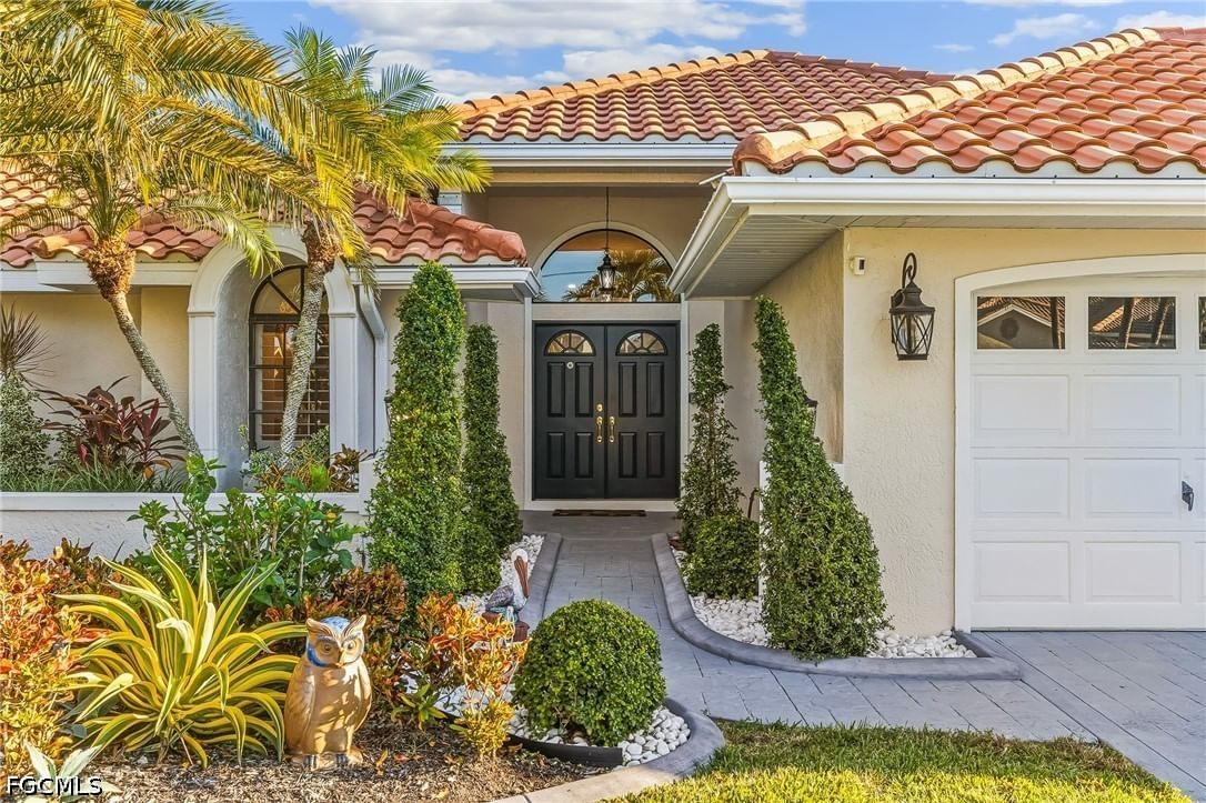 2318 SE 27th Street, Cape Coral, FL 33904 photo 5