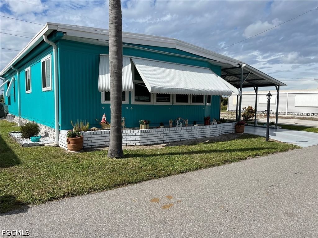 16021 Citron Way, North Fort Myers, FL 33903 photo 2