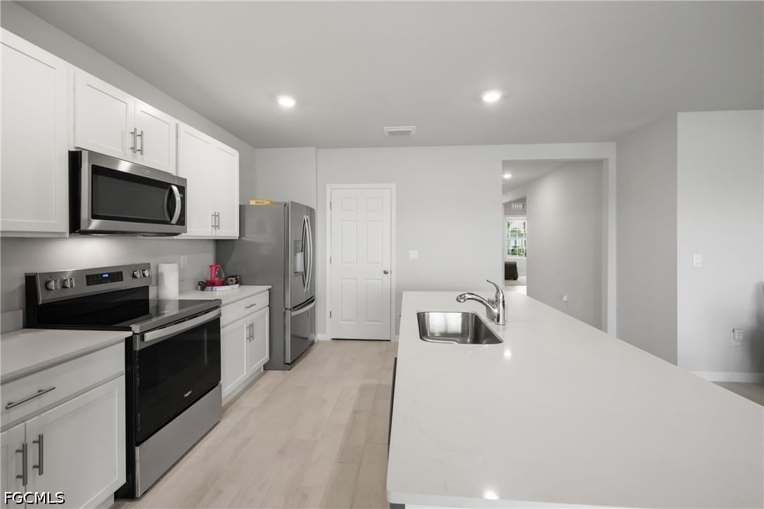 2621 Table Coral Trail, North Fort Myers, FL 33903 photo 4