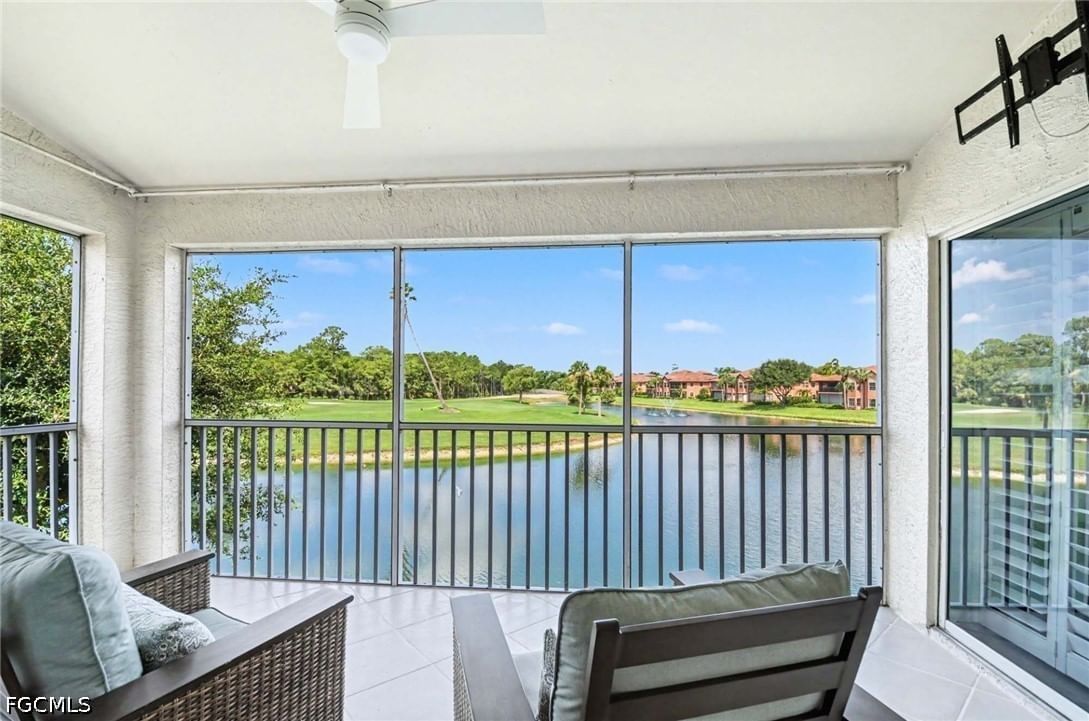 5701 Heron Lane #705, Naples, FL 34110 photo 2