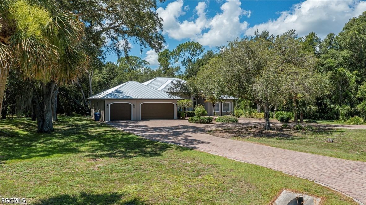 4033 Oak Haven Drive, Labelle, FL 33935 photo 2