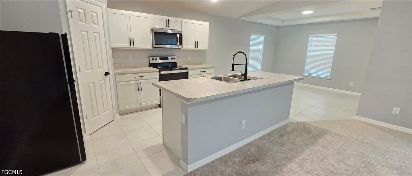 1532 NE 35th Terrace, Cape Coral, FL 33909 photo 2