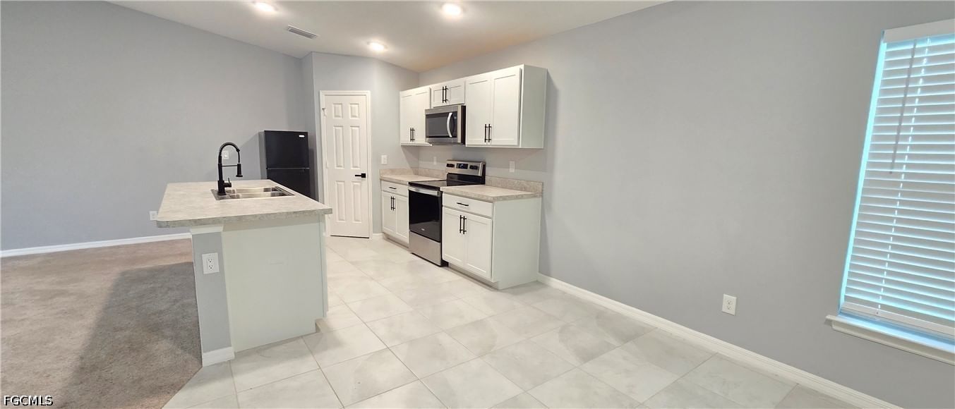 1532 NE 35th Terrace, Cape Coral, FL 33909 photo 3
