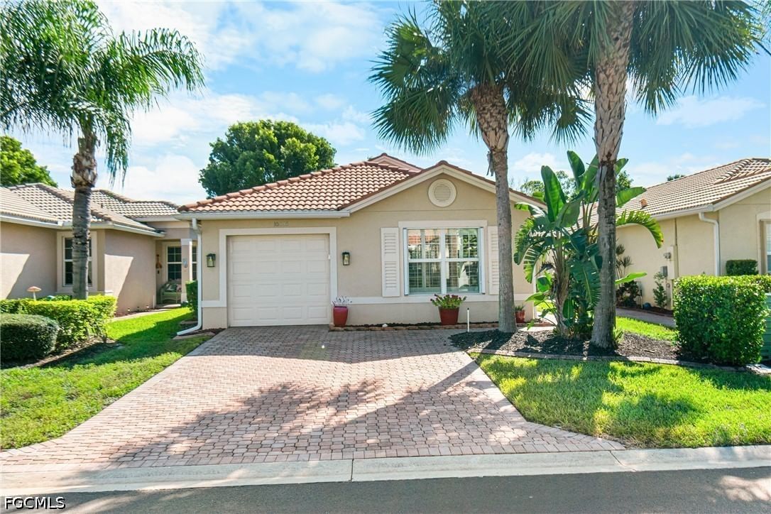 10535 Carolina Willow Drive, Fort Myers, FL 33913 photo 2