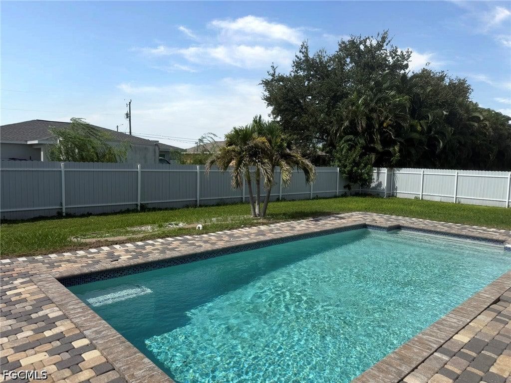 433 NW 1st Street, Cape Coral, FL 33993 photo 2