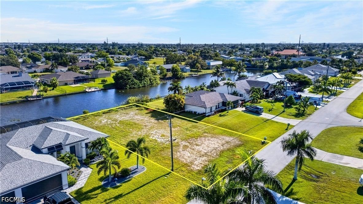 107 SW 21st Street, Cape Coral, FL 33991 photo 5