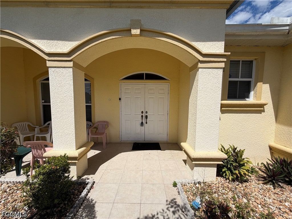 269 Bethany Home Drive, Lehigh Acres, FL 33936 photo 2