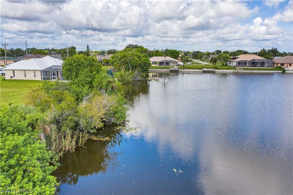 505 SE 7th Street, Cape Coral, FL 33990 photo 4