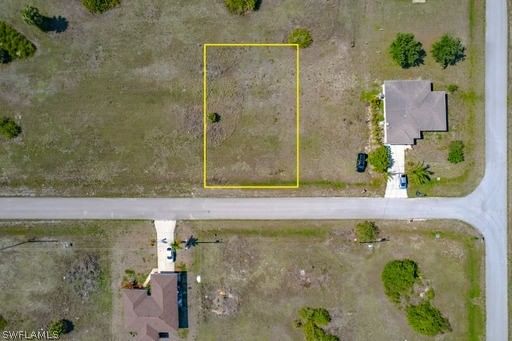 3809 NW 40th Lane, Cape Coral, FL 33993 photo 2
