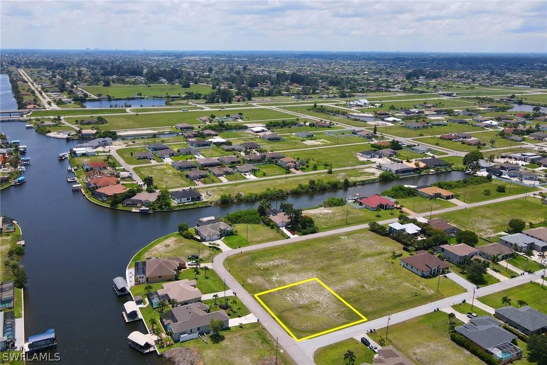 1249 NW 35th Place, Cape Coral, FL 33993 photo 3