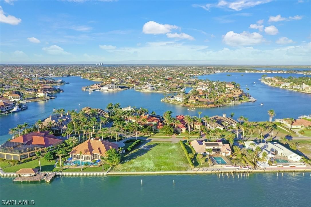 1355 Caxambas Court, Marco Island, FL 34145 photo 4