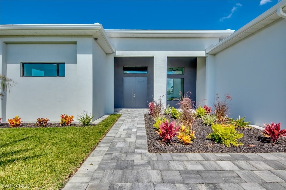 304 NW 13th Avenue, Cape Coral, FL 33993 photo 2