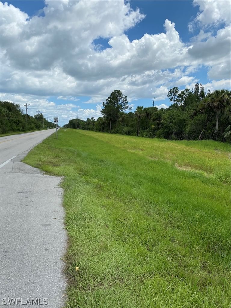 7235 Everglades Boulevard N, Naples, FL 34120 photo 2