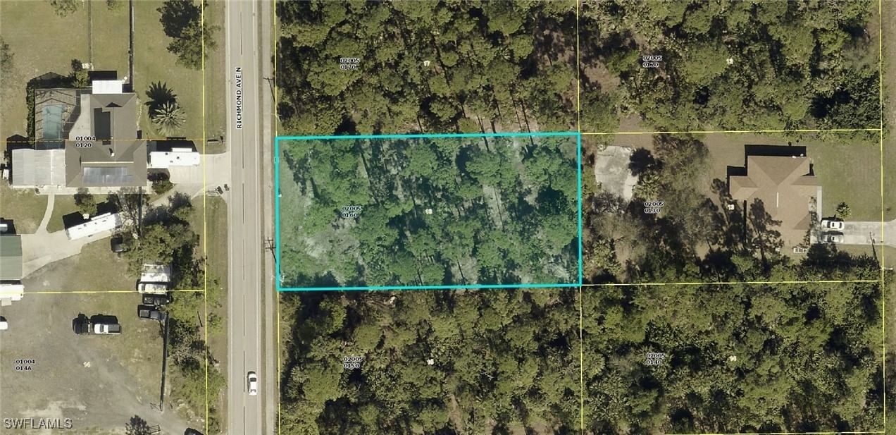 402 Richmond Avenue N, Lehigh Acres, FL 33972 photo 4